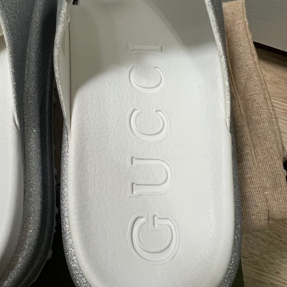 Gucci Interlocking G Slide Metalic Silver (Women's) - Picture 7 of 8